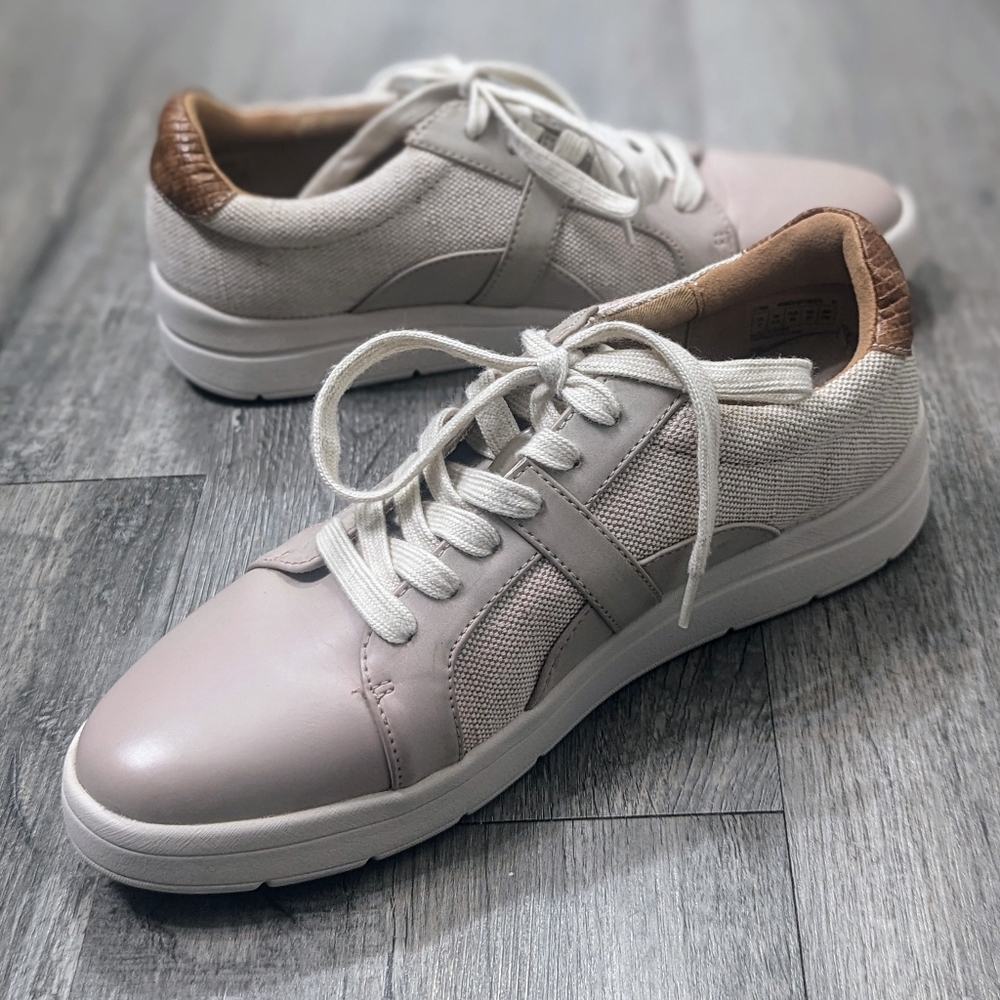 Rockport Women's TF Navya Circle Lace up Sneakers - Picture 5 of 8